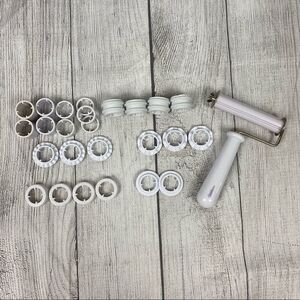 Wilton mini fondant ribbon roller